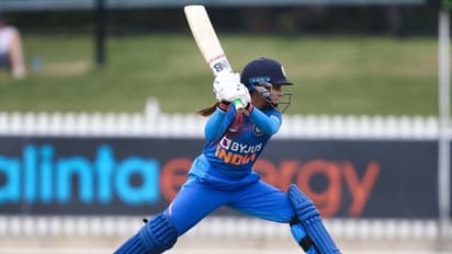 క్లీన్ స్వీప్ చేశారని రూమ్లోకి దూరి, బ్యాగు చోరీ... లండన్ హోటల్లో టీమిండియా ప్లేయర్కి చేదు అనుభవం...