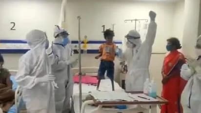 3 साल के बच्चे ने जीती जंग: ब्लड कैंसर से पीड़ित, फिर कोरोना हो गया..डॉक्टर कह चुके थे बचना मुश्किल