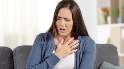 ಮೆಟ್ಟಿಲೇರುವಾಗ ಉಸಿರುಗಟ್ಟಿದಂತಾಗುತ್ತಿದೆಯೇ? ಈ ಮನೆಮದ್ದು ಬಳಸಿ