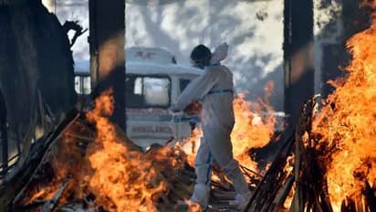 மயானங்களில் பணியாற்றுபவர்களும் கொரோனா முன்களப் பணியாளர்கள் தான்.. அமைச்சர் மா.சுப்பிரமணியன்..!