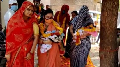 ಹೆಣ್ಮಗು ಜನನ ಭಾರೀ ಸಂಭ್ರಮ: ರೆಡ್‌ ಕಾರ್ಪೆಟ್‌ ಸ್ವಾಗತ, ಸಿಹಿತಿಂಡಿಯ ತುಲಾಭಾರ!