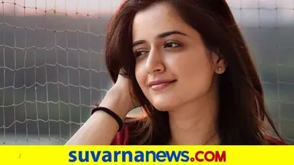 ಆಶಿಕಾ ರಂಗನಾಥ್ ಕೆಂಪು ತುಟಿಗಳ ರಹಸ್ಯ: ಪಟಾಕಿ ಪೋರಿಯ ಆನ್ಲೈನ್ ಮಾತುಕತೆ!