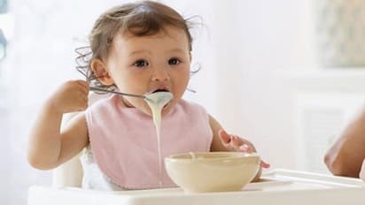 ಪುಟಾಣಿ ಮಕ್ಕಳು ತಾವಾಗಿಯೇ ಆಹಾರ ತಿನ್ನುವಂತೆ ಮಾಡೋದು ಹೇಗೆ? 