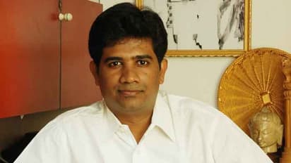 ஏய், யார் நீ.. தள்ளிப்போ.. திமுக எம்எல்ஏ எழிலனை ஒருமையில் அழைத்து போலீஸ் அராஜகம் ..!