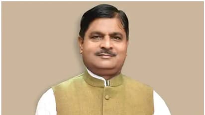 കൊവിഡ് ബാധിച്ച് ഉത്തര്പ്രദേശ് മന്ത്രി അന്തരിച്ചു