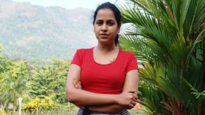 തന്‍റെ പേരിലുള്ള ഫേക്ക് അക്കൗണ്ടുകള്‍ വഴി പണംതട്ടല്‍; മുന്നറിയിപ്പുമായി സാധിക വേണുഗോപാല്‍