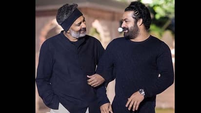 నా మొదటి సినిమాకు ఇలాంటి హీరోనా.. ఎన్టీఆర్ ని చూసి రాజమౌళి నిరాశ చెందిన వేళ!