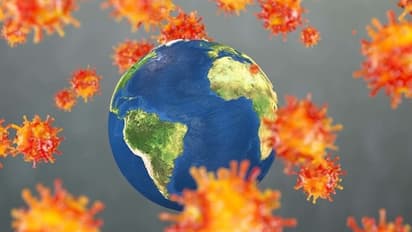 শেষ হওয়ার মুখে করোনার দ্বিতীয় তরঙ্গ, আদৌ কি তাই, কী বলছেন বিশেষজ্ঞরা