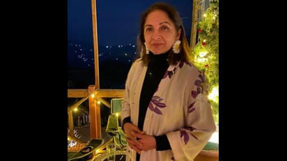 'যৌন চাহিদাতেই সহবাস করতাম, বিয়েটাও ভাঙল শেষ মুহূর্তে', করিনার কাছে গোপন কথা ফাঁস নীনার