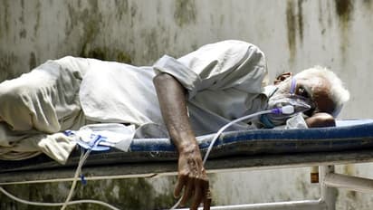 విషాదం : తండ్రికి బ్లాక్ ఫంగస్ లక్షణాలు.. తనతో కాదంటూ వదిలేసి వెళ్లిన కొడుకు..