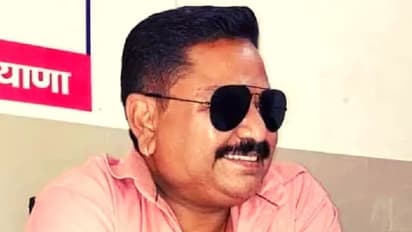 300 शवों का अंतिम संस्कार करने वाले कोरोना योद्धा को नहीं मिला  एक बेड, आखिर में अलविदा कह गया हीरो