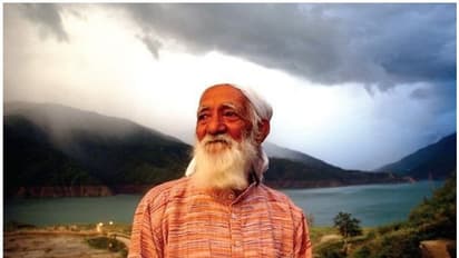 কোভিড ১৯-এর করাল গ্রাস এবার ছিনিয়ে নিল পরিবেশ আন্দোলনের কিংবদন্তিকে, প্রয়াত হলেন সুন্দরলাল বহুগুণা