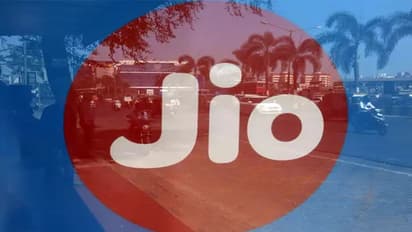 ರಿಲಯನ್ಸ್ ಜಿಯೋದಿಂದ ಪ್ರಿಪೇಯ್ಡ್ ಗ್ರಾಹಕರಿಗೆ ದೀಪಾವಳಿ ಧಮಾಕಾ ಆಫರ್!