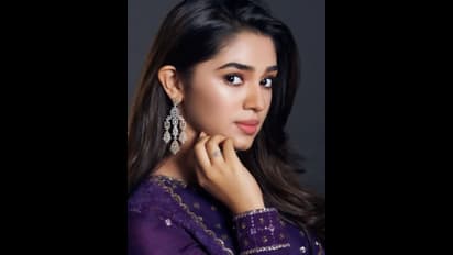 ‘ఉప్పెన’ బ్యూటీ కృతికి 'జీ తెలుగు' రూ.1 కోటి పే చేసారు...ఎందుకంటే