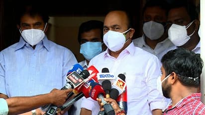 "ക്രിമിനൽ സംഘങ്ങളുടെ അടിമകളാണ് സിപിഎം" സ്വർണക്കടത്തിൽ സിപിഎമ്മിന്റെ പങ്ക് വ്യക്തമെന്ന് വി ഡി സതീശൻ