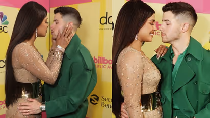 Priyanka Chopra, Nick Jonas's 7 lovey-dovey pictures that are too hot to handle