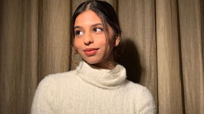 ಸ್ಟ್ರಾಪ್‌ಲೆಸ್ ಬಾಡಿಕಾನ್ ಡ್ರೆಸ್‌ನಲ್ಲಿ ಮಿಂಚಿದ ಶಾರೂಖ್ ಮಗಳು