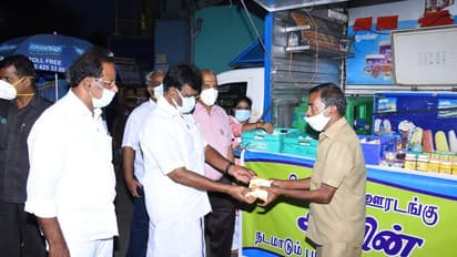 தமிழகத்தில் நாளை முதல் பால் தட்டுப்பாடு? பால் உற்பத்தியாளர்களின் அறிவிப்பால் பொதுமக்கள் அதிர்ச்சி