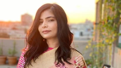 MeToo புகாரில் சிக்கிய இயக்குனருக்கு வாய்ப்பளித்த இளையராஜா.... கொதித்தெழுந்த சின்மயி