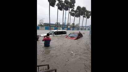 வந்துட்டாரு குலாப்… இன்னிக்கு கரையை கடந்து போயிடுவாரு…. வானிலை மையம் வார்னிங்…