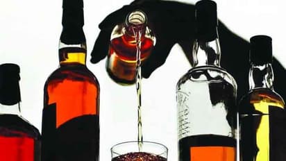 போதைக்காக ஆசைப்பட்டு தின்னரில் எலுமிச்சை சாறு கலந்து குடித்த ஒருவர் பலி.. 2 பேர் கவலைக்கிடம்..!