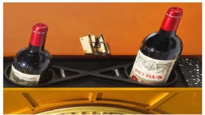 అంతరిక్షం నుంచి వచ్చిన రెడ్ వైన్.. ! ధర కేవలం రూ. 7,29,10,500 మాత్రమే.. !!