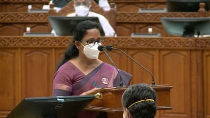 സത്യപ്രതിജ്ഞയ്ക്ക് ടിപിയുടെ ബാഡ്ജ്; ജനതാദൾ എസ്സിൻ്റെ പരാതി രാഷ്ട്രീയപ്രേരിതമെന്ന് കെകെ രമ