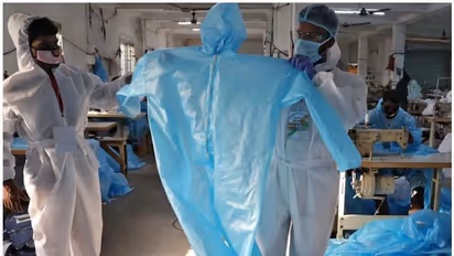 'ഗുണമേന്മയുള്ള പിപിഇ കിറ്റും മാസ്കും നല്കാനാകില്ല'; സർക്കാർ നിശ്ചയിച്ച വിലയ്ക്കെതിരെ നിര്മാതാക്കൾ