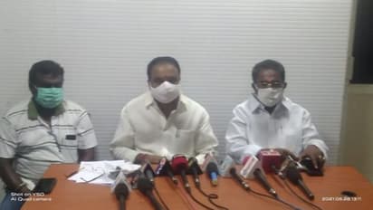 మహానాడు సమయంలోనే బిగ్ షాక్... టిడిపిని వీడిన రాష్ట్ర గ్రంథాలయ సంస్థ మాజీ ఛైర్మన్