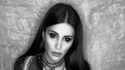 బక్క చిక్కిన శరీరం, దెయ్యపు కళ్ళు, అందవిహీనంగా తయారైన శృతి... గుర్తుపట్టడం కూడా కష్టమే!