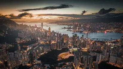 ഒരു പൈലറ്റ് പകര്ത്തിയ ആകാശക്കാഴ്ചകള്...; ദൃശ്യങ്ങള് കാണാം