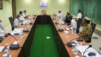 கொஞ்சம் கூட நிதானம் இல்லாத மம்தா.. மரியாதைன்னா என்னணு கத்துக்கங்க மேடம்.. கண்ணியம் குறையாத பட்நாயக்.