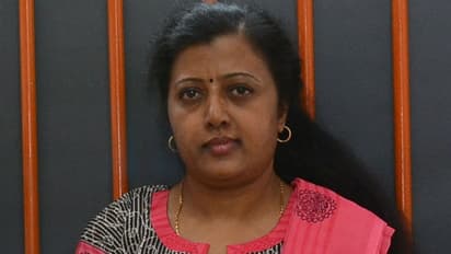 தமிழ் வாழ்க பலகையைப் பார்த்து கண்ணீரே வந்துவிட்டது... மு.க.ஸ்டாலின் அரசு பற்றி கவிஞர் தாமரையின் ரியாக்‌ஷன்!