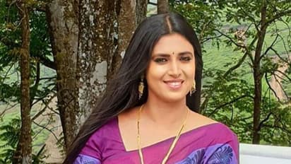 ఆయన చావుకు మేము కారణం అంటావా?... నటి కస్తూరి ట్వీట్ పై వెల్లువెత్తిన వ్యతిరేకత!