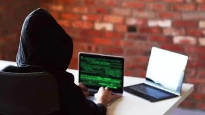 MP के कांग्रेस विधायक को महिला नहीं 19 साल का लड़का भेजता था अश्लील वीडियो, पकड़ा गया तो खोले कई रहस्य