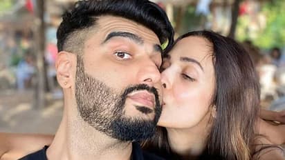 এ কী কান্ড, মালাইকা নন, জীবনের সবচেয়ে কাছের নারীর নামের ট্যাটু করালেন অর্জুন কাপুর