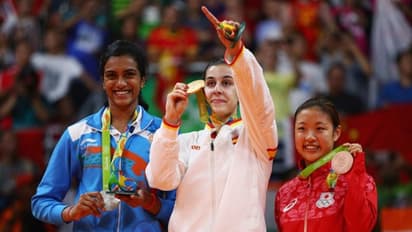 'ടോക്യോയില് മിസ് ചെയ്യും, വേഗം തിരിച്ചുവരൂ'; കരോളിന മാരിന് സ്നേഹപൂര്വം സിന്ധുവിന്റെ സന്ദേശം