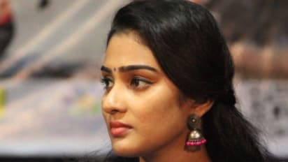 പ്രണയമോ അതോ 'അറേഞ്ച്ഡ്' വിവാഹമോ?, മറുപടിയുമായി അദിതി രവി