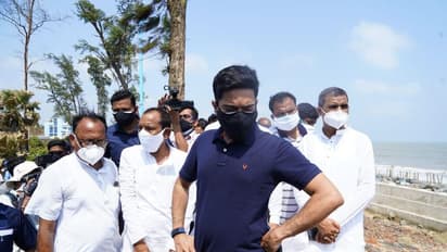 "মানুষের মুখের গ্রাস কেড়ে যাঁরা সম্পত্তি বাড়িয়েছে তাঁদের রেয়াত নয়",  রাজীব-শুভেন্দুকে নিশানা অভিষেকের