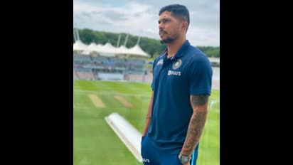 അടിവാങ്ങിക്കൂട്ടി ഉമേഷ് യാദവിന്‍റെ ഉന്നമില്ലാ ഏറ്; എയറിലാക്കി ആരാധകര്‍, ഹര്‍ഷലിനും കണക്കിന് കിട്ടി 