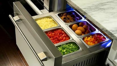 അടുക്കളയില്‍ ഈ സൗകര്യം വേണമെന്ന് നിങ്ങളാഗ്രഹിക്കുന്നുണ്ടോ? വൈറലായ ചിത്രം...