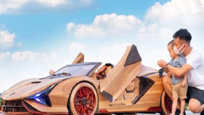 മകന് വേണ്ടി തടിയില് ലംബോര്ഗിനി പണിഞ്ഞ് അച്ഛന്; വീഡിയോ...