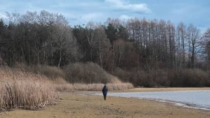 ലൈംഗികത്തൊഴിലാളികൾ ആയിരുന്നിരിക്കാം, പക്ഷേ സമൂഹത്തിലിറങ്ങാൻ മടിക്കരുത്...