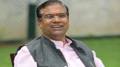 केंद्रीय मंत्री का बड़ा बयान, बोले-'कोरोना काल में शराब बड़ा टॉनिक है, इसलिए लोग इसे पीते'