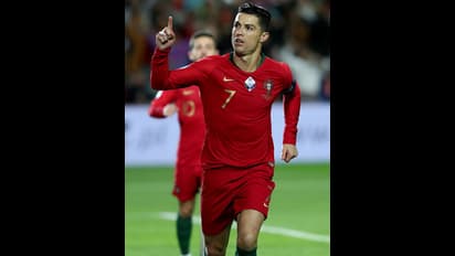 ইউরোর গ্রুপ পর্বে ইতিহাস তৈরি করলেন রোনাল্ডো, জানুন কোন কোন রেকর্ড গড়লেন সিআরসেভেন