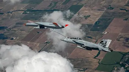 US Navy refuelled a F/A-18 Super Hornet using an unmanned MQ-25 Stingray