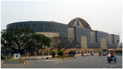 சட்டப்பேரவையை மாற்ற கோரிக்கை வைத்த அரசு ஊழியர்கள்.. முதல்வர் மு.க. ஸ்டாலின் சொன்ன நச் பதில்!