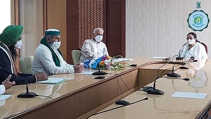 মুখ্যমন্ত্রীর সঙ্গে বৈঠক দিল্লির কৃষক আন্দোলনের নেতা রাকেশ টিকাইতের, পাশে থাকার প্রতিশ্রুতি মমতার