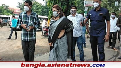 উন্নয়নের লক্ষ্যে রামপুরহাটে শতাব্দী রায়, কোভিডের তৃতীয় তরঙ্গ মোকাবিলায় তৎপর সাংসদ