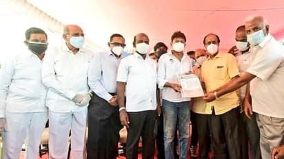 தயாரிப்பாளர்கள் சங்கம் சார்பில் முதல்வர் நிவாரண நிதிக்கு ரூ.10 லட்சம் வழங்கப்பட்டது!